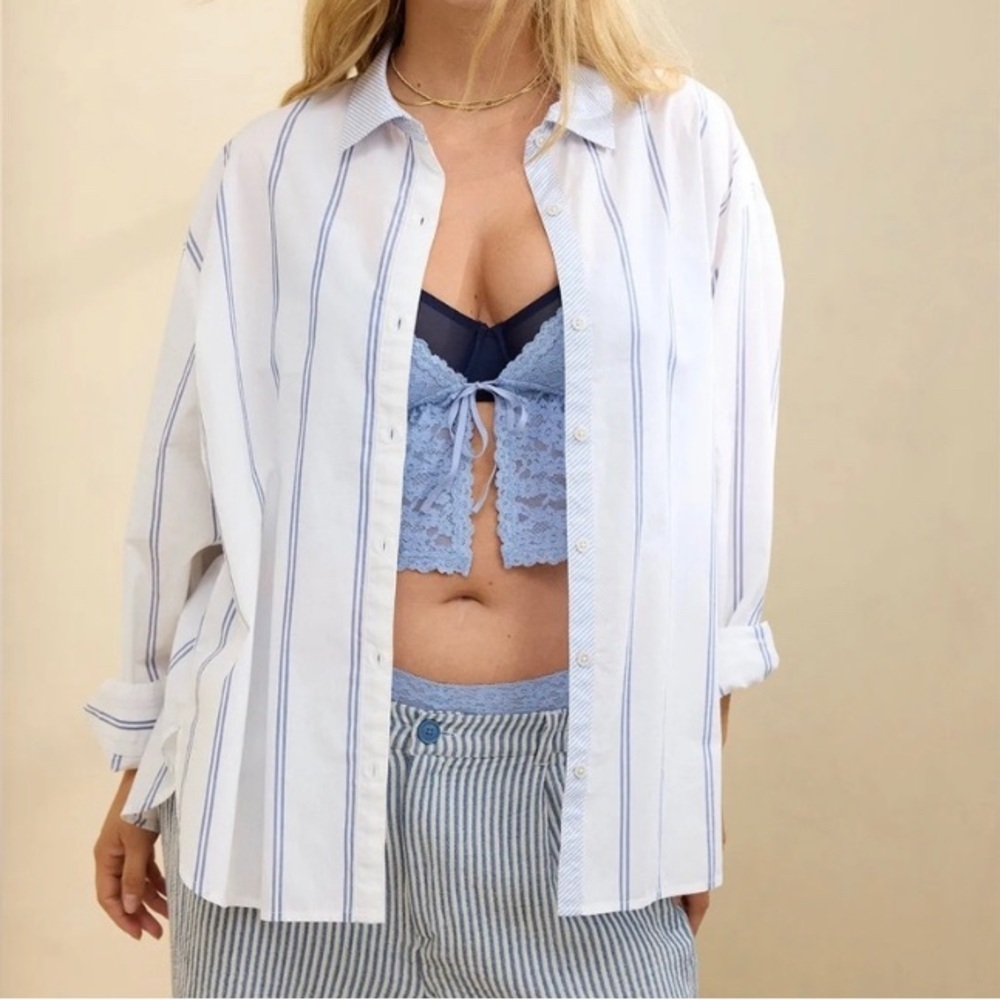 Aerie Good Day Button Down in white and Blue Stripe NWT XXL